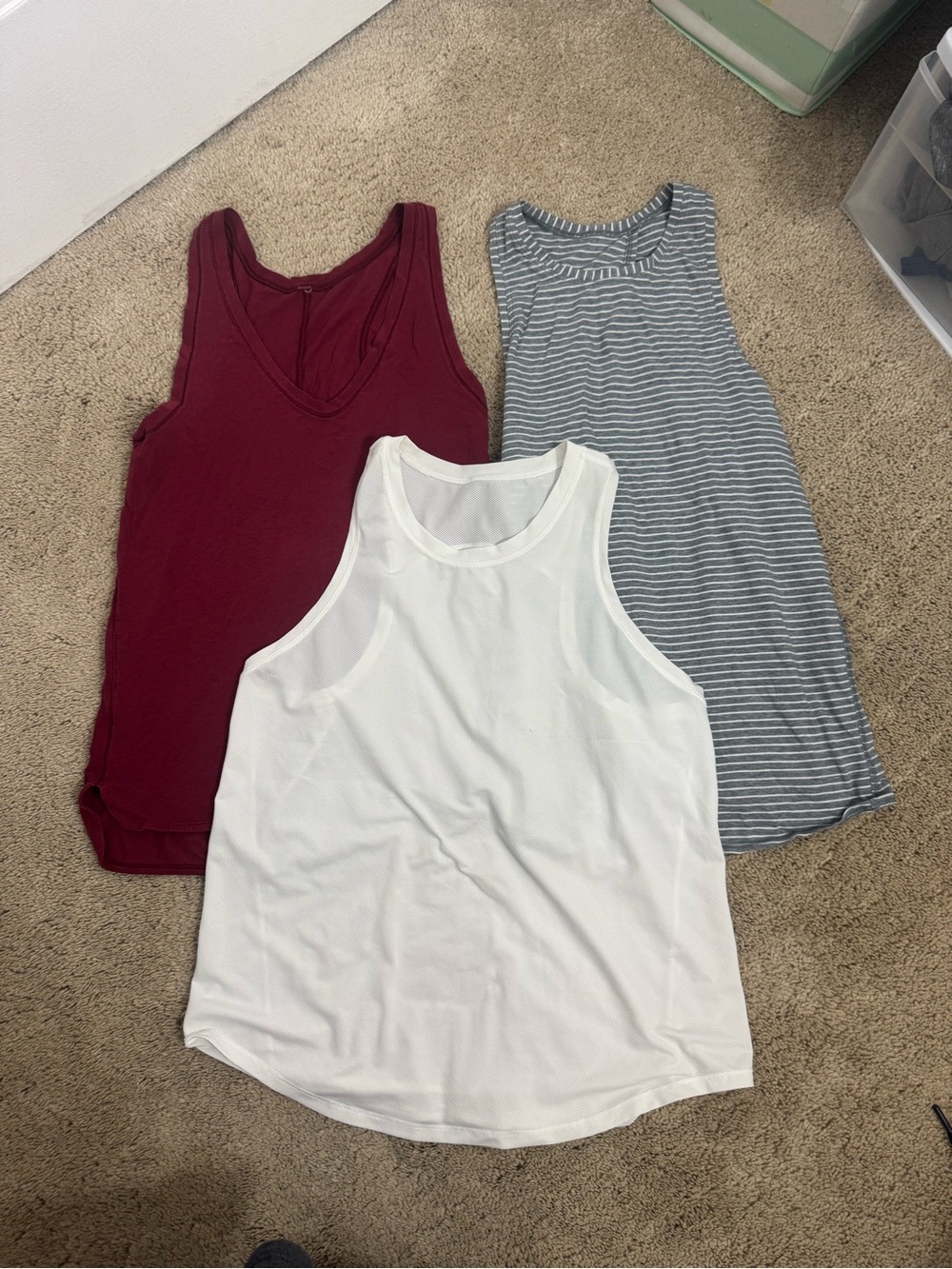 Lululemon Lot of Size 6 Love Tanks High Neck Running and Training Tank🍋🍋🍋